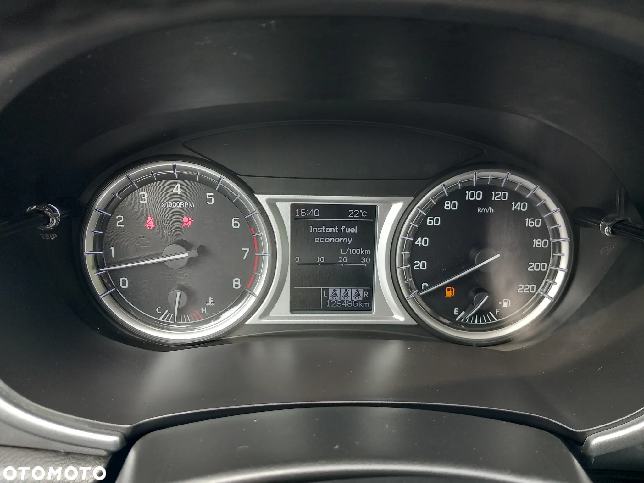 Suzuki Vitara 1.6 Comfort 2WD - 14