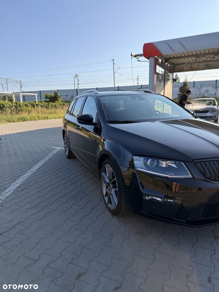 Skoda Octavia 2.0 TSI RS DSG - 4