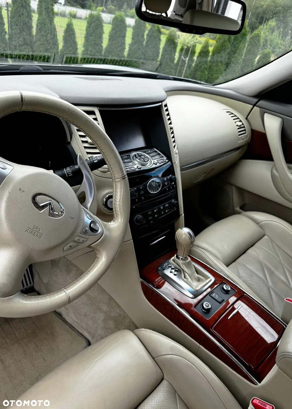 Infiniti QX70 3.0d S Premium - 6