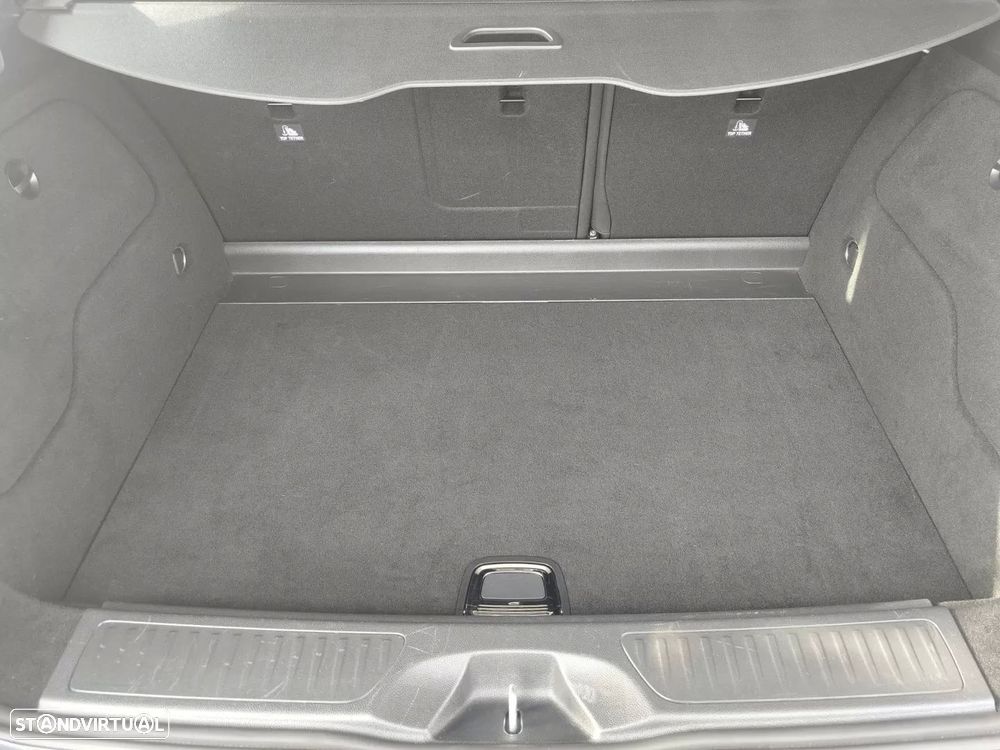 Mercedes-Benz B 180 d Urban - 14