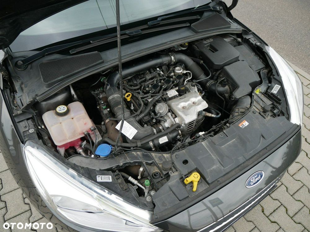 Ford Focus Turnier 1.0 EcoBoost Start-Stopp-System ACTIVE DESIGN - 39