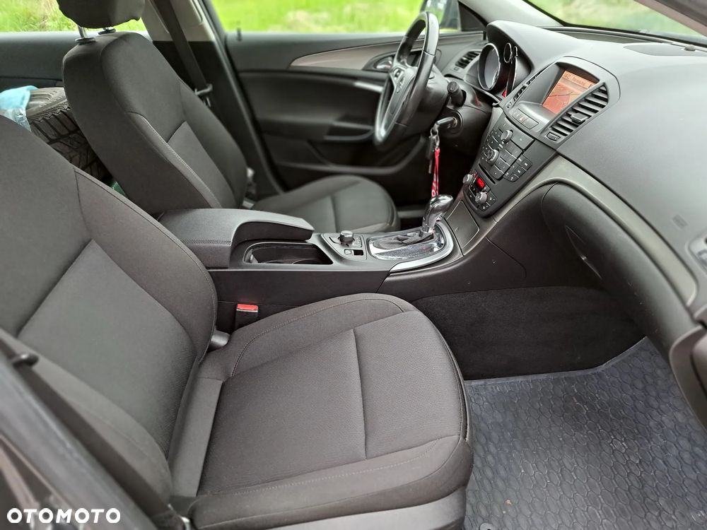 Opel Insignia - 18