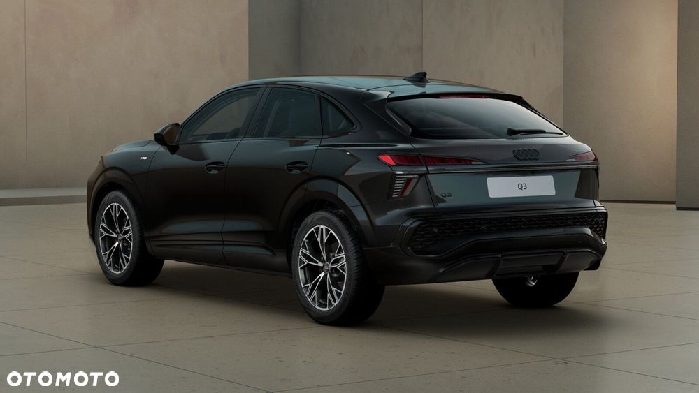 Audi Q3 Sportback - 5
