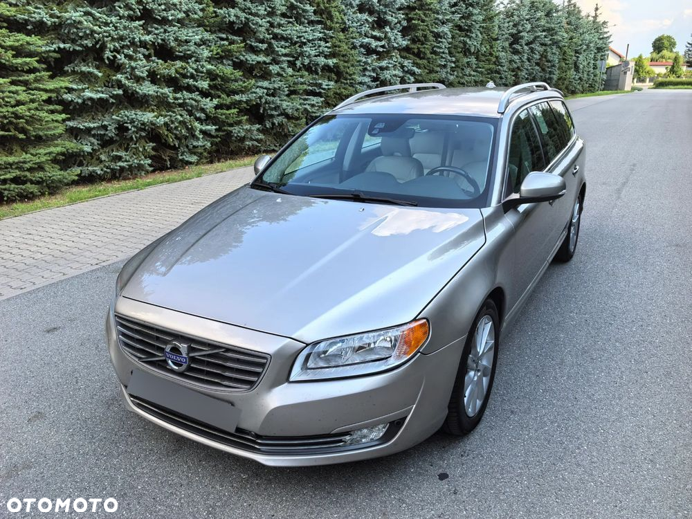 Volvo V70 D2 Dynamic Momentum - 2