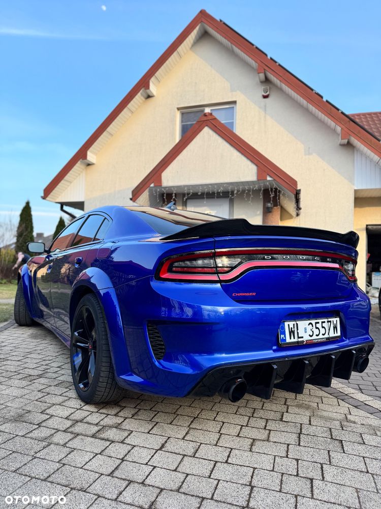 Dodge Charger - 1