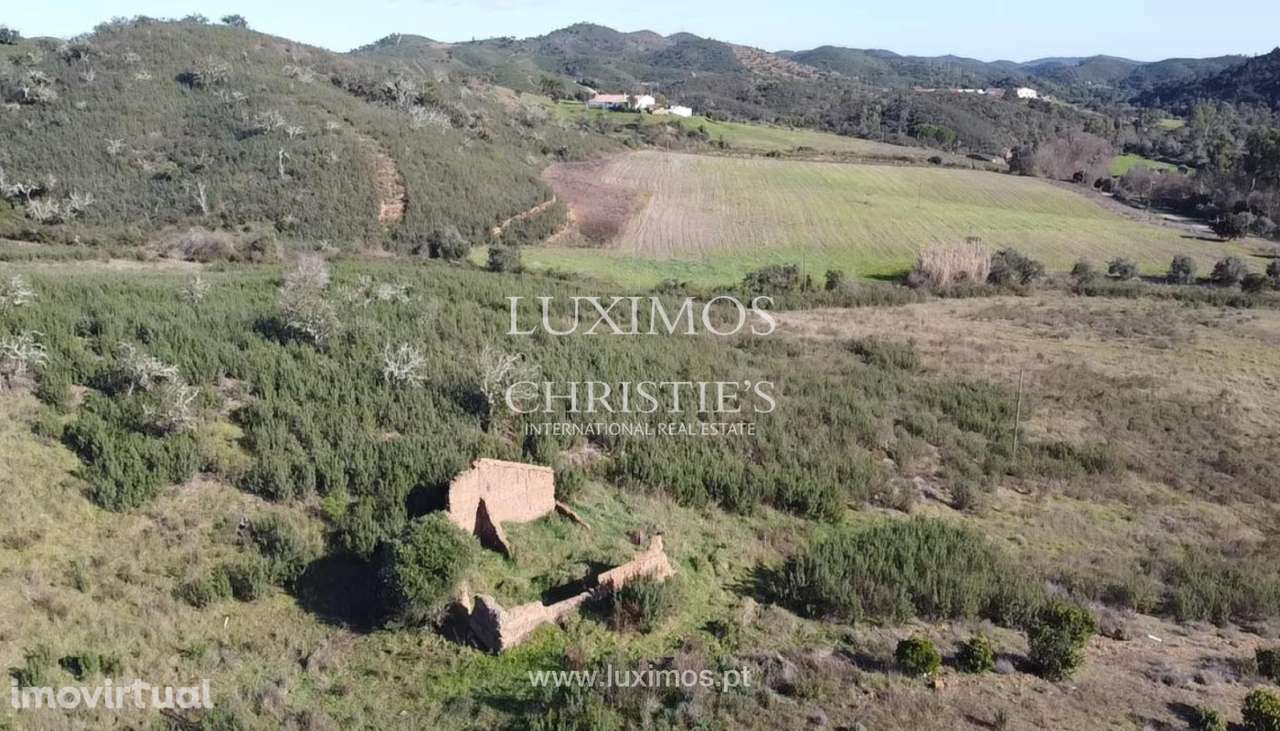 Terreno com projeto aprovado para venda em Silves, Algarve - Grande imagem: 2/15