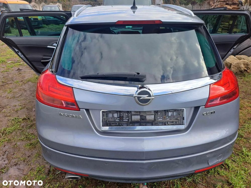 KLAPA TYŁ BAGAŻNIKA OPEL INSIGNIA A KOMBI Z 163 - 2