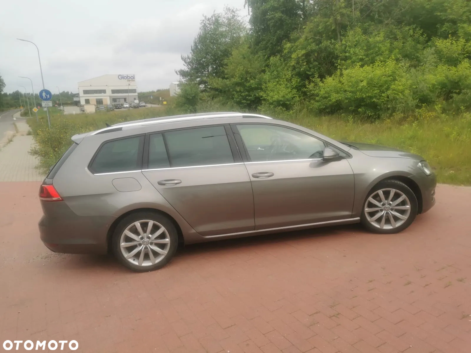 Volkswagen Golf 1.6 TDI 4Motion BlueMotion Technology Comfortline - 4