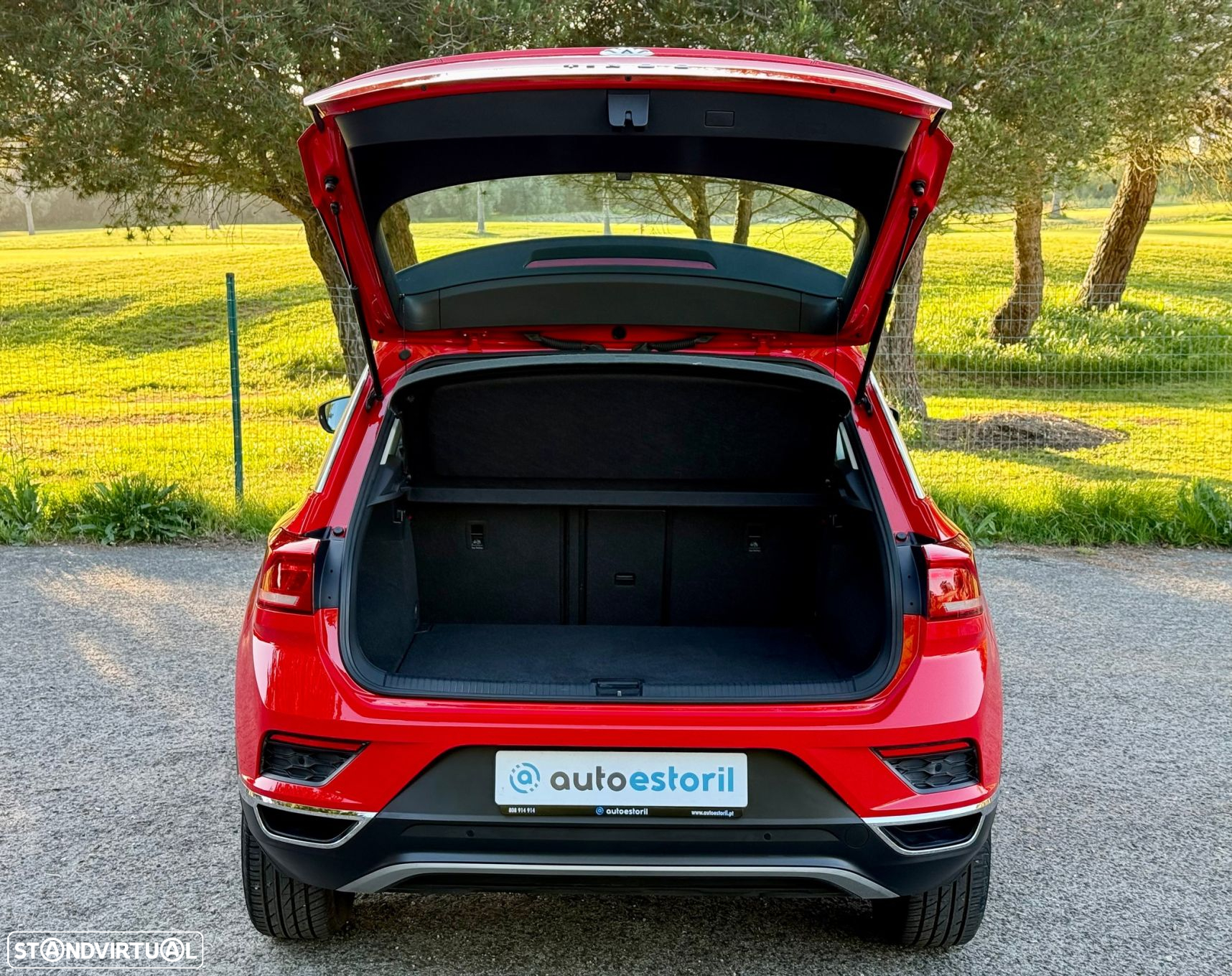 VW T-Roc 1.5 TSI Style DSG - 12