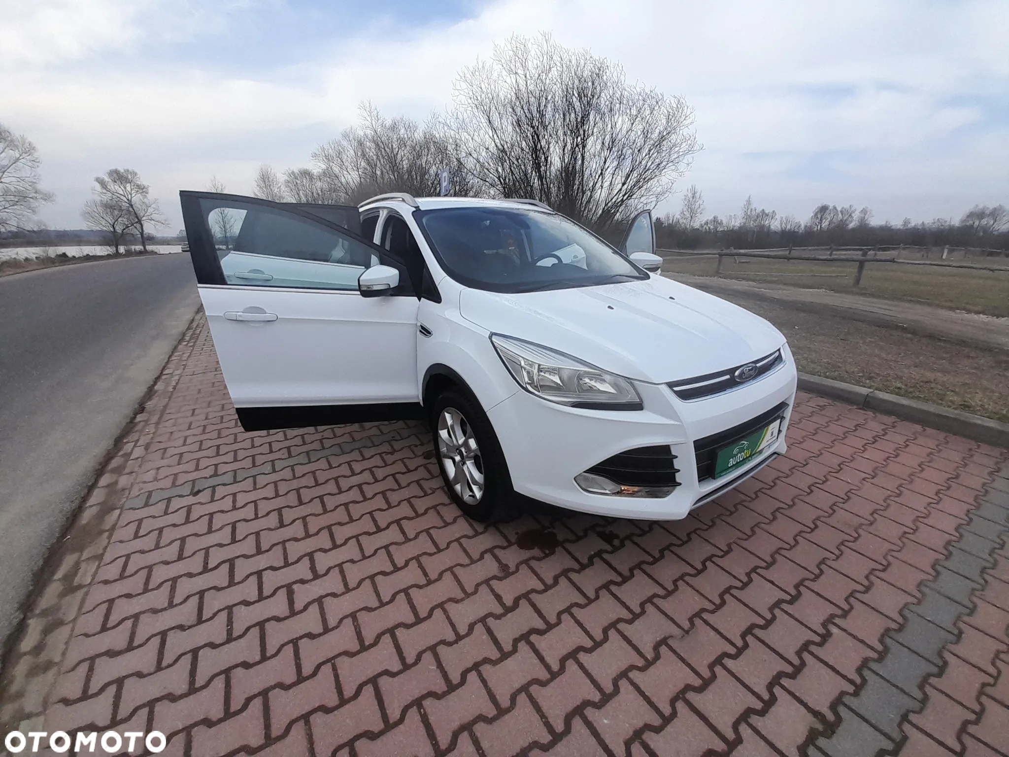 Ford Kuga 2.0 TDCi 4x4 Business Edition - 11