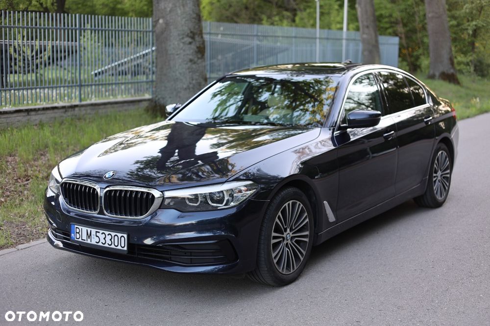BMW Seria 5 530i xDrive Luxury Line sport - 16