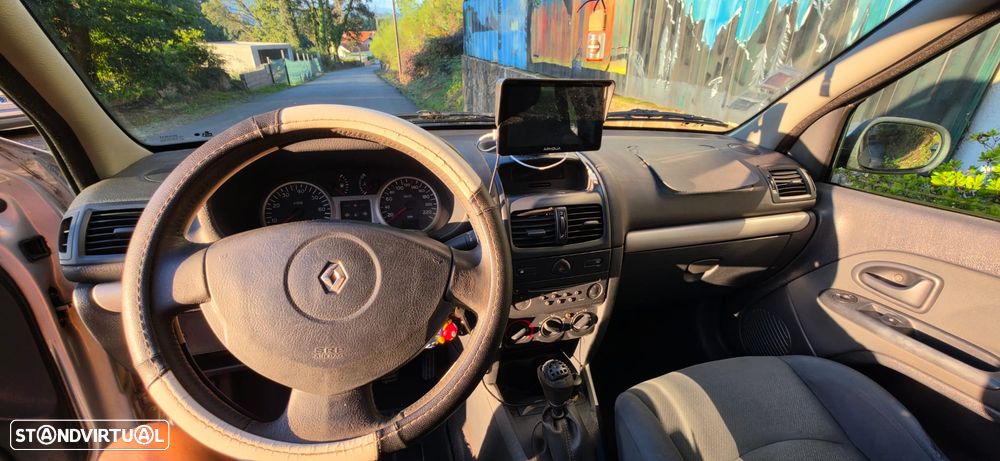 Renault Clio 1.2 16V Best Years - 8