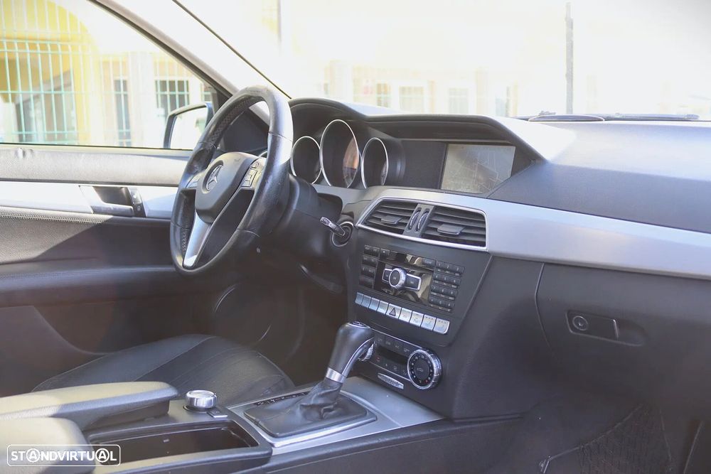 Mercedes-Benz C 250 d 4Matic Station 9G-TRONIC AMG Line - 22