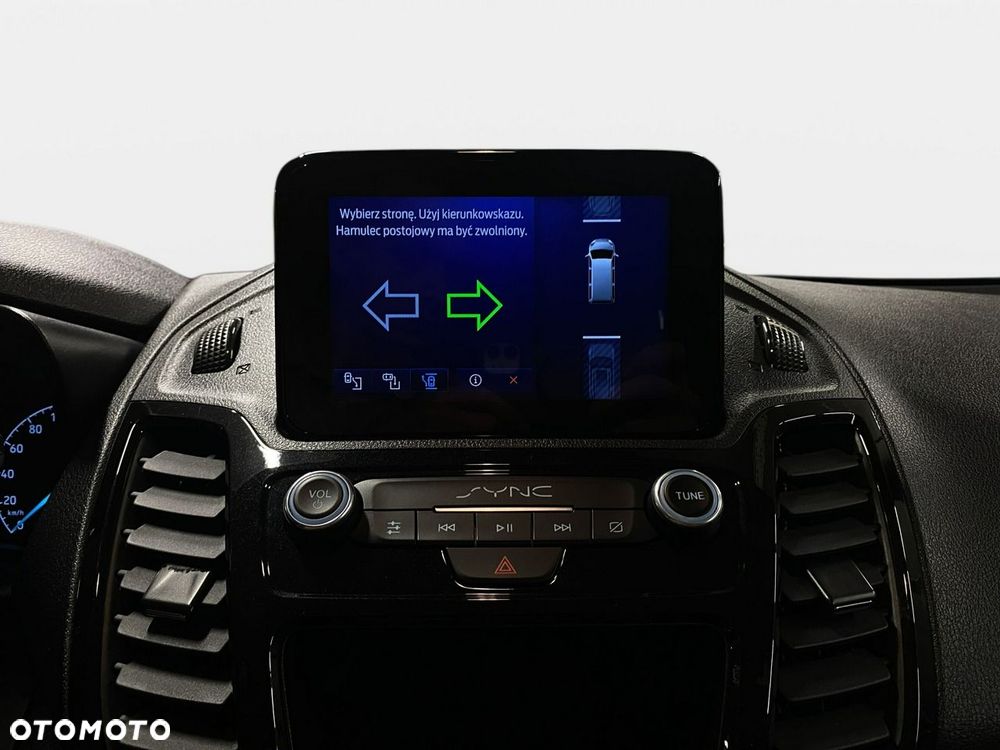 Ford Tourneo Connect Grand - 27