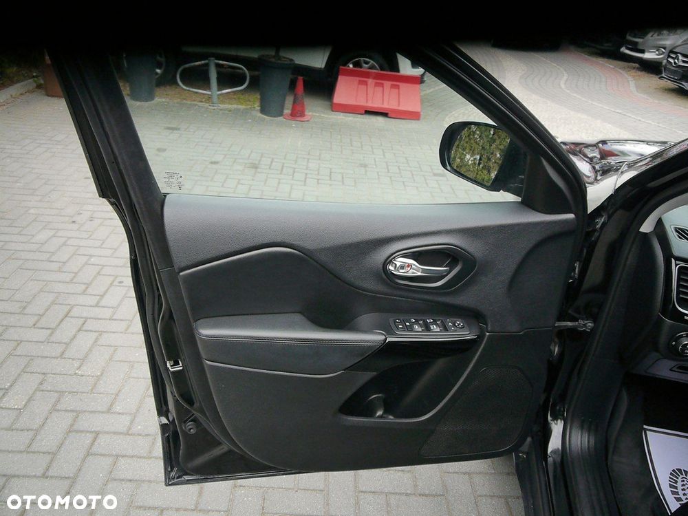 Jeep Cherokee 2.2 MJ II Active Drive I Automatik Limited - 40