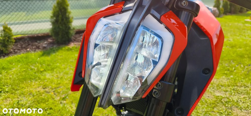 KTM Duke 125 - 10
