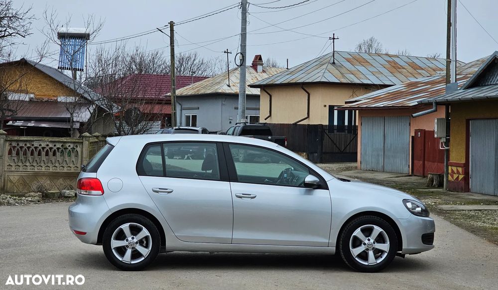 Volkswagen Golf 1.6 DSG Team - 12