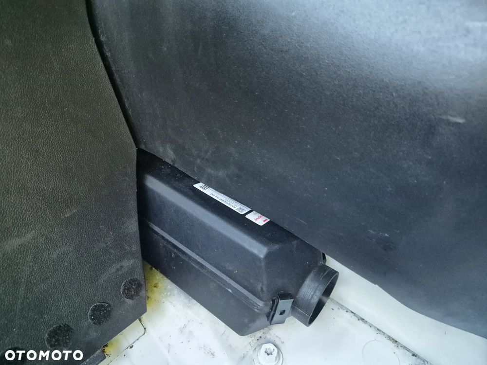 Renault MASTER 2.0 170KM Salon PL Webasto Duża kabina Winda Firanka - 16