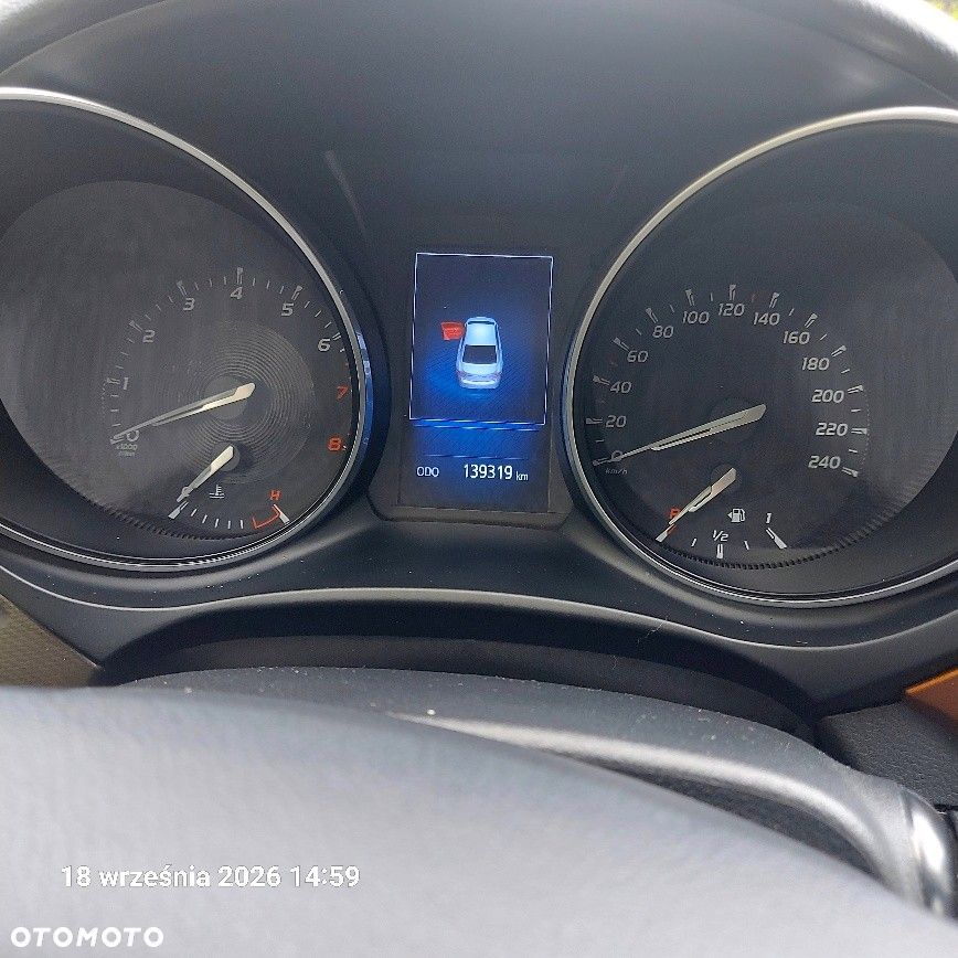 Toyota Avensis 1.8 Prestige MS - 5