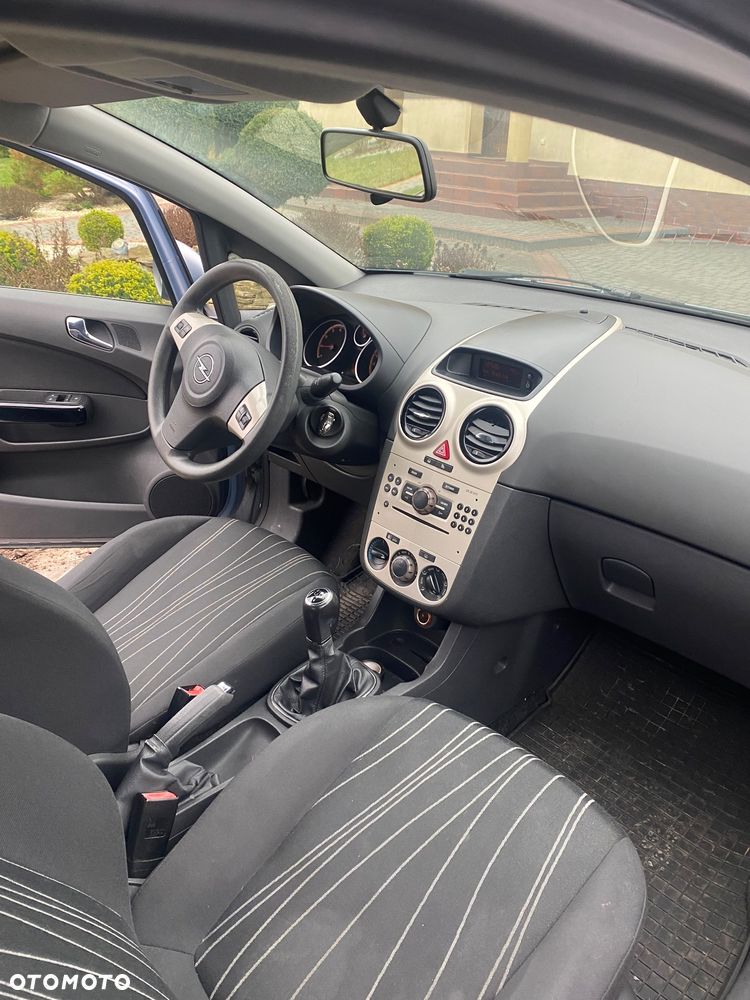 Opel Corsa - 7