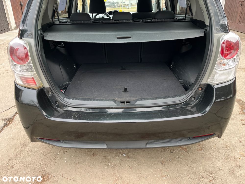 Toyota Verso - 8