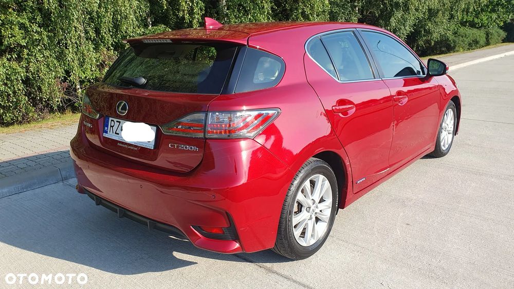 Lexus CT 200h - 6