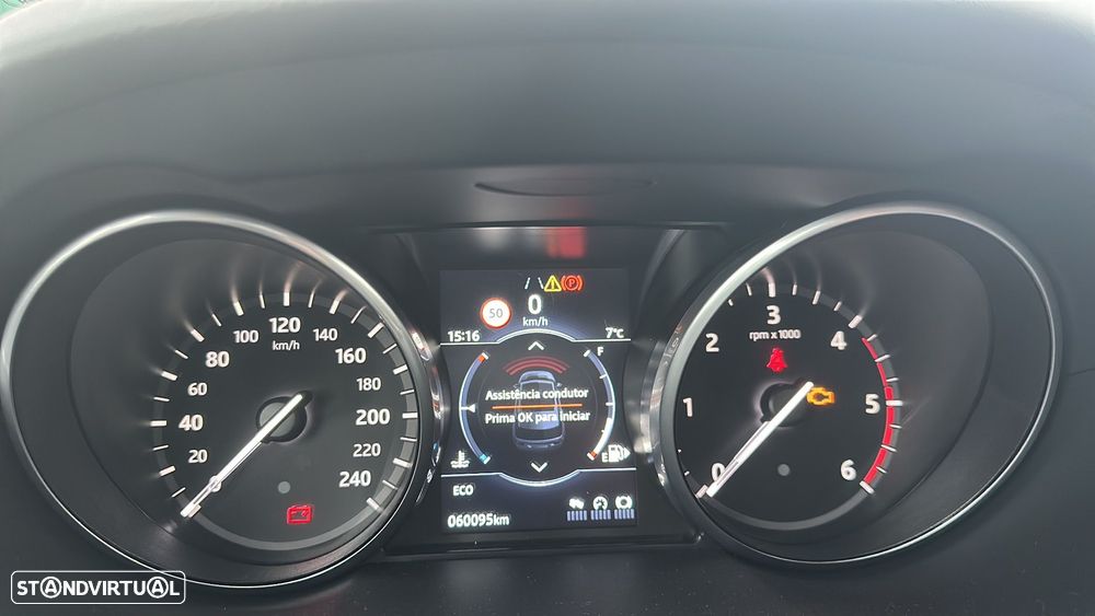 Land Rover Discovery Sport 2.0 eD4 HSE - 18