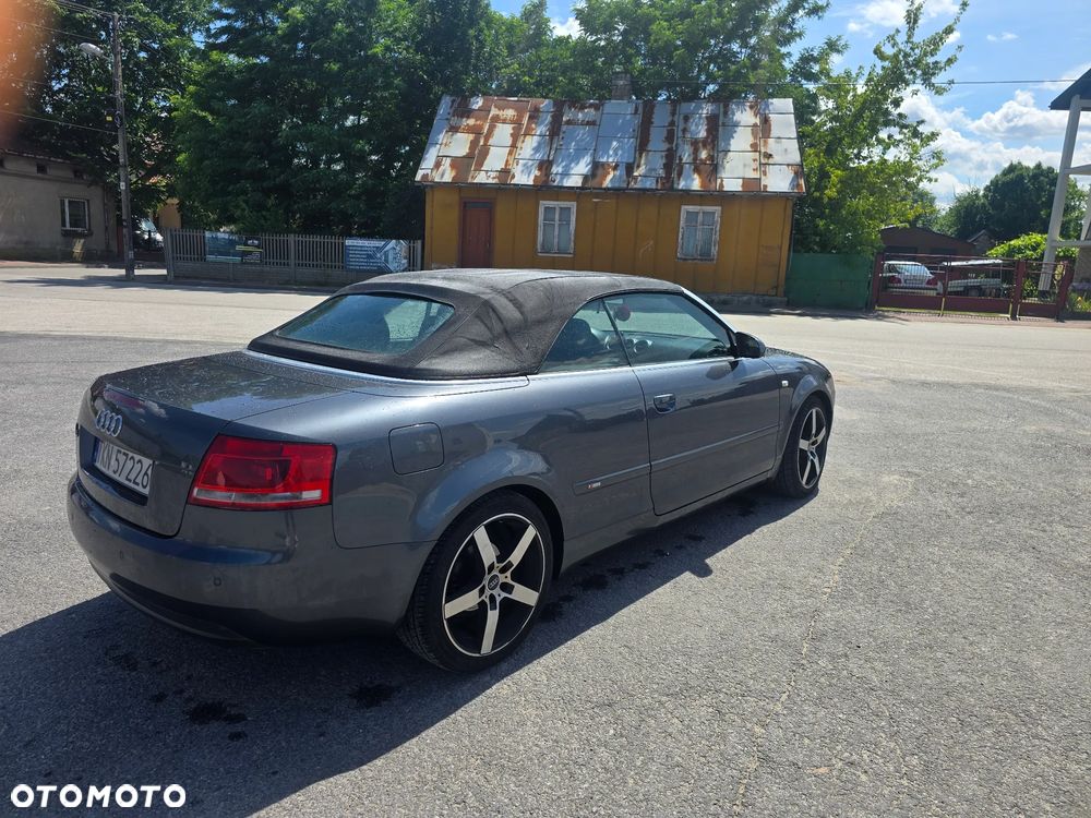 Audi A4 Cabrio - 6