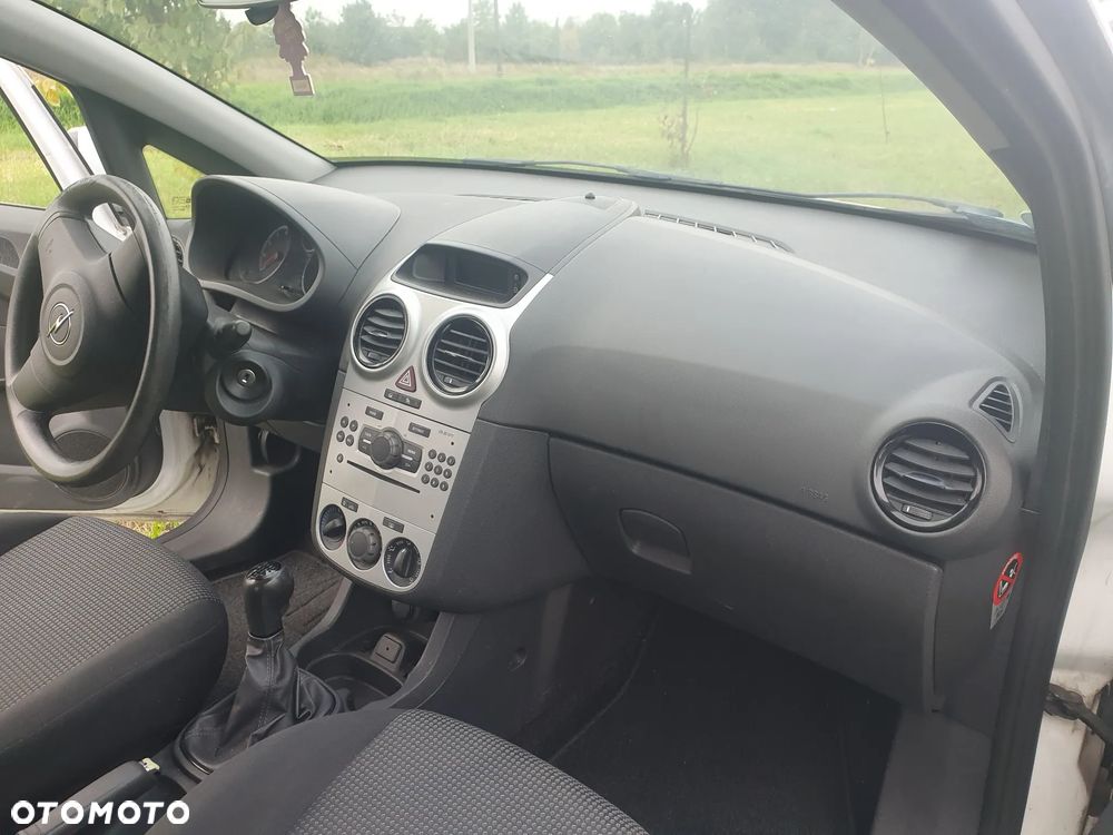 Opel Corsa - 6