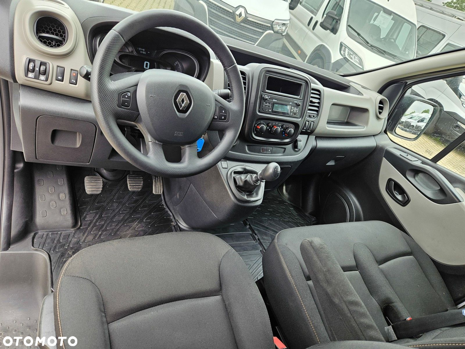 Renault Trafic Long *59900zł NETTO* Brygadówka 6 osób 1,6dCi/120KM - 18