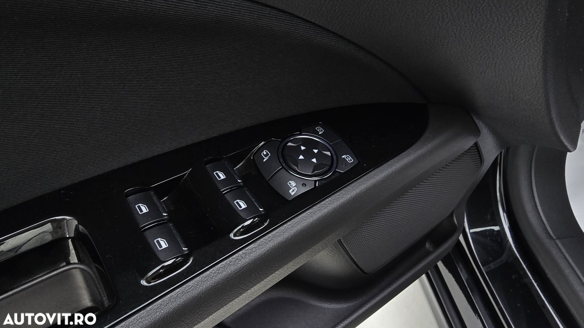 Ford Mondeo - 11