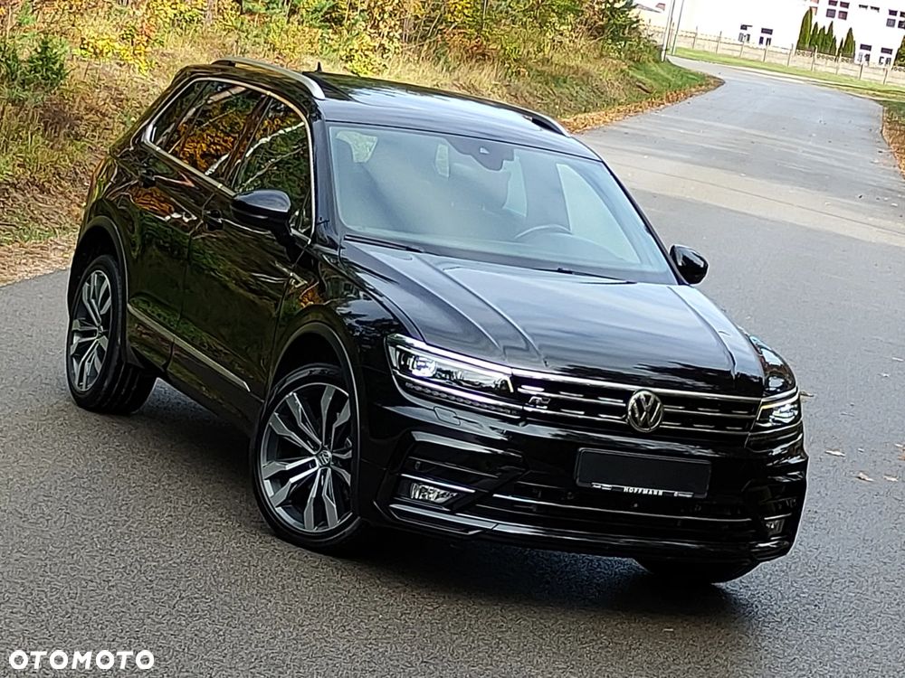 Volkswagen Tiguan - 1