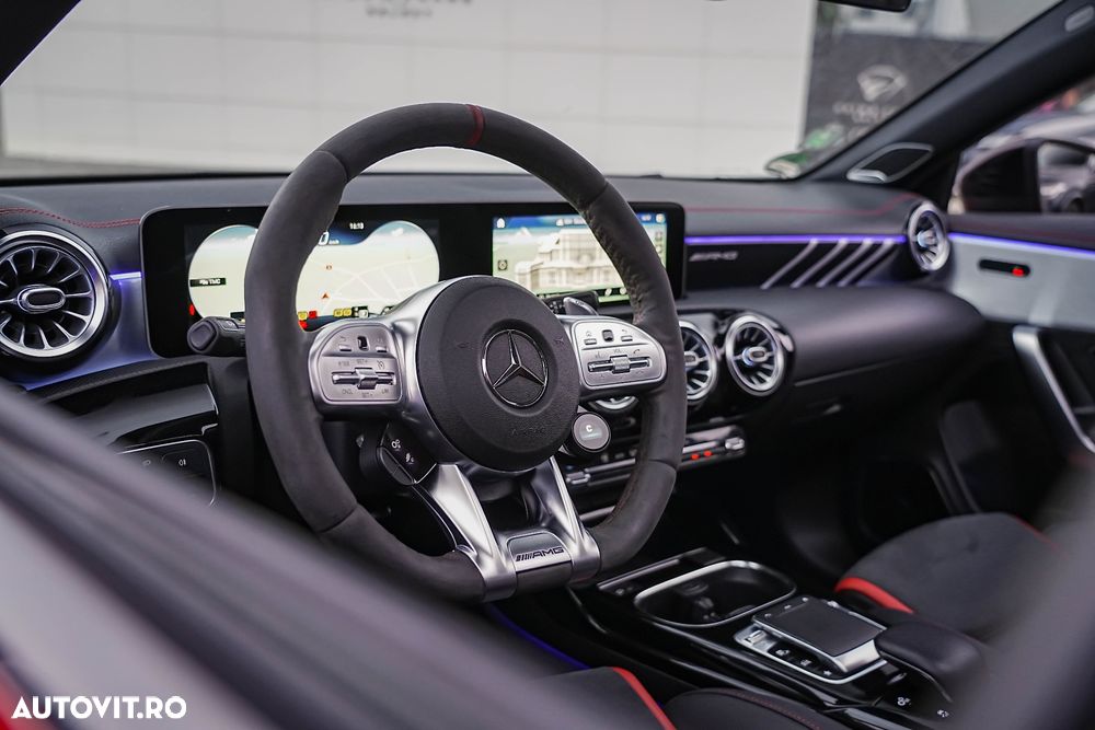 Mercedes-Benz CLA AMG 35 4Matic AMG Speedshift 7G-DCT - 33