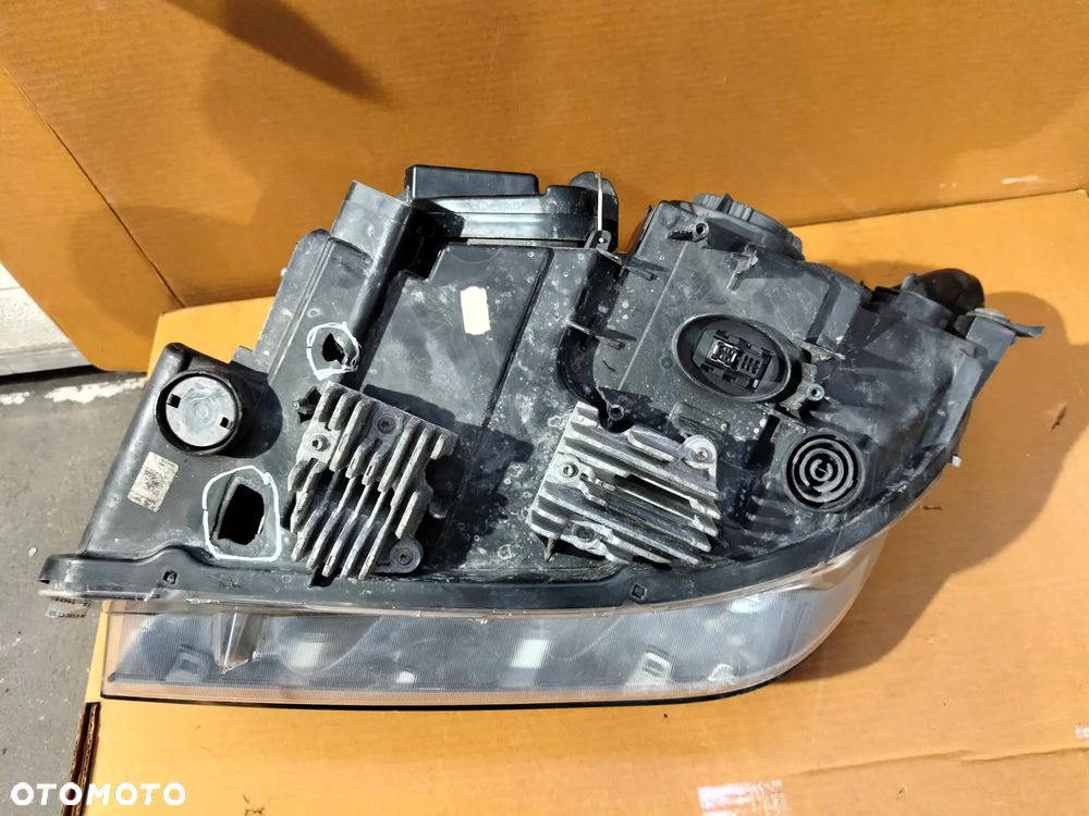 Lampa prawy przód BMW X1 Europa - 7