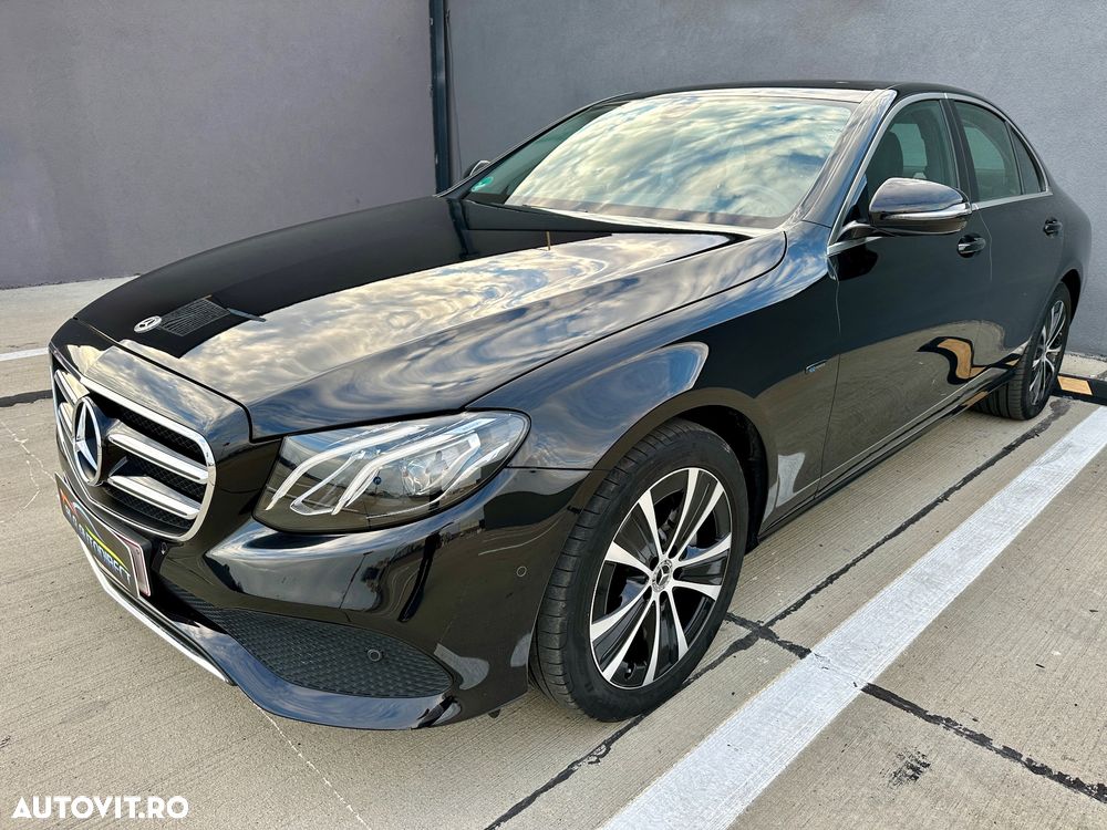 Mercedes-Benz E 300 Aut. - 1