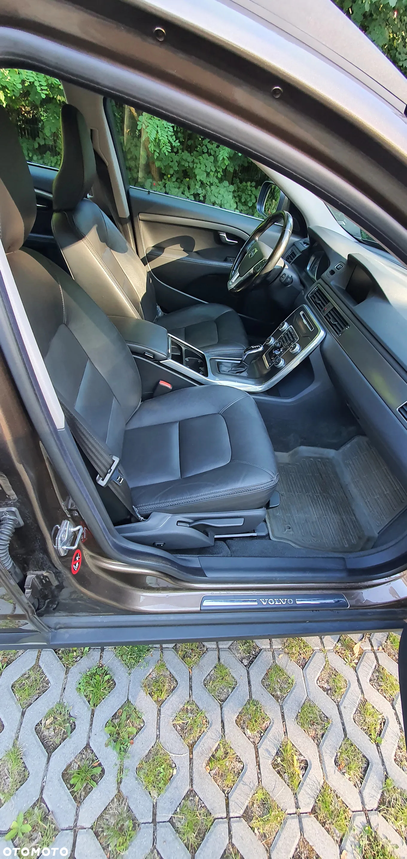 Volvo XC 70 D4 AWD Dynamic Momentum EU6 - 12