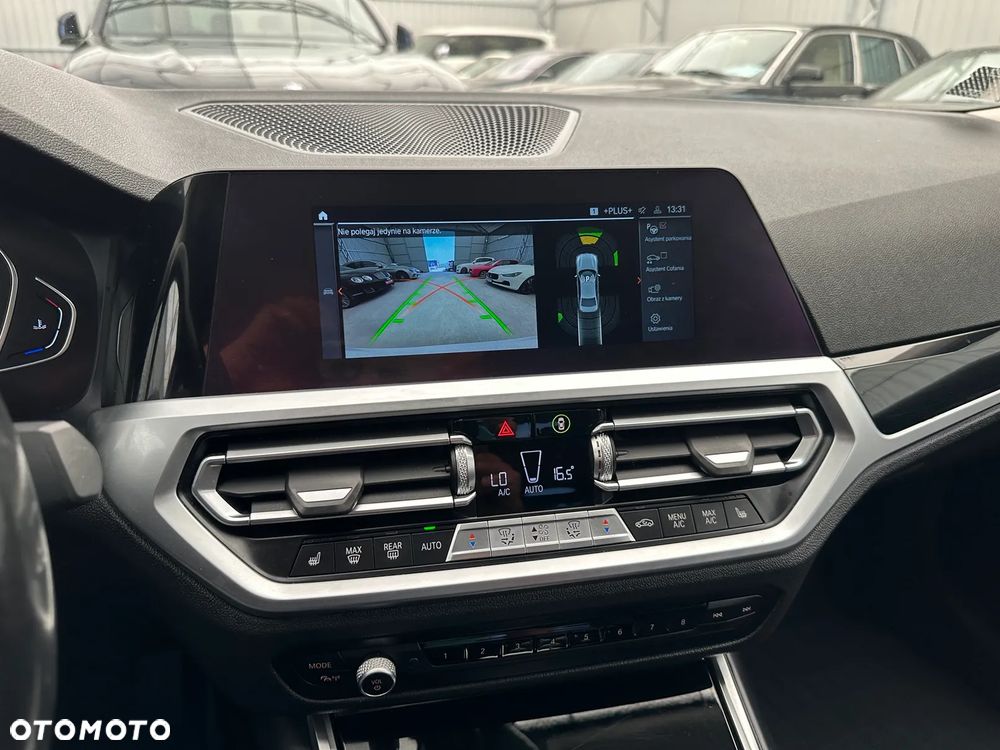 BMW Seria 3 318d - 12