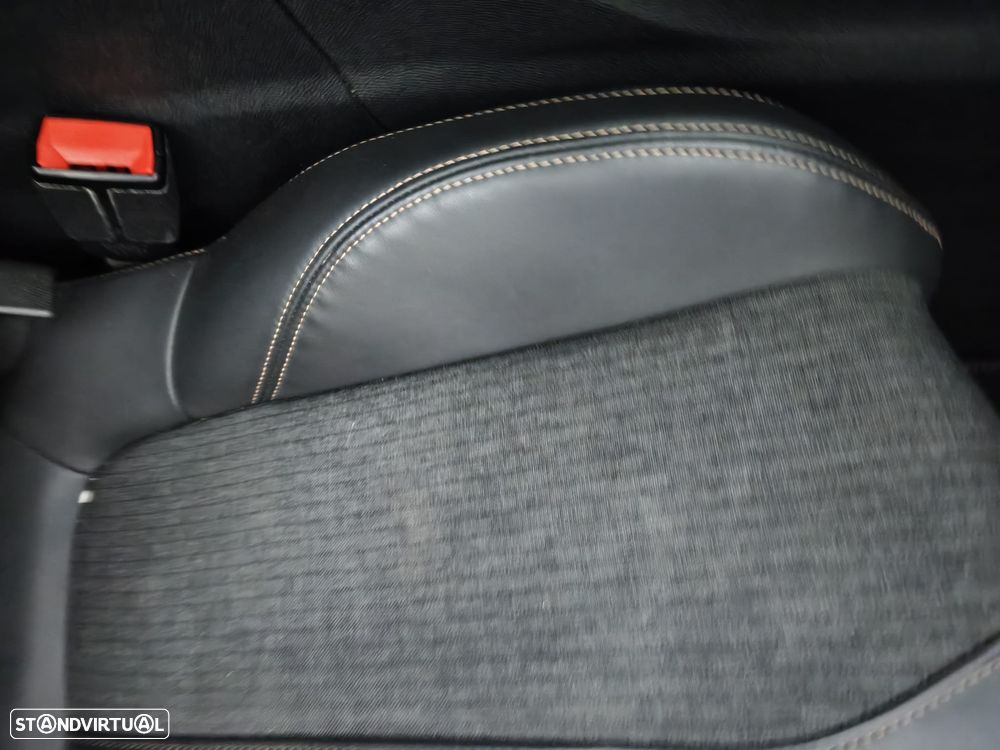 Peugeot 5008 1.6 BlueHDi GT Line - 12