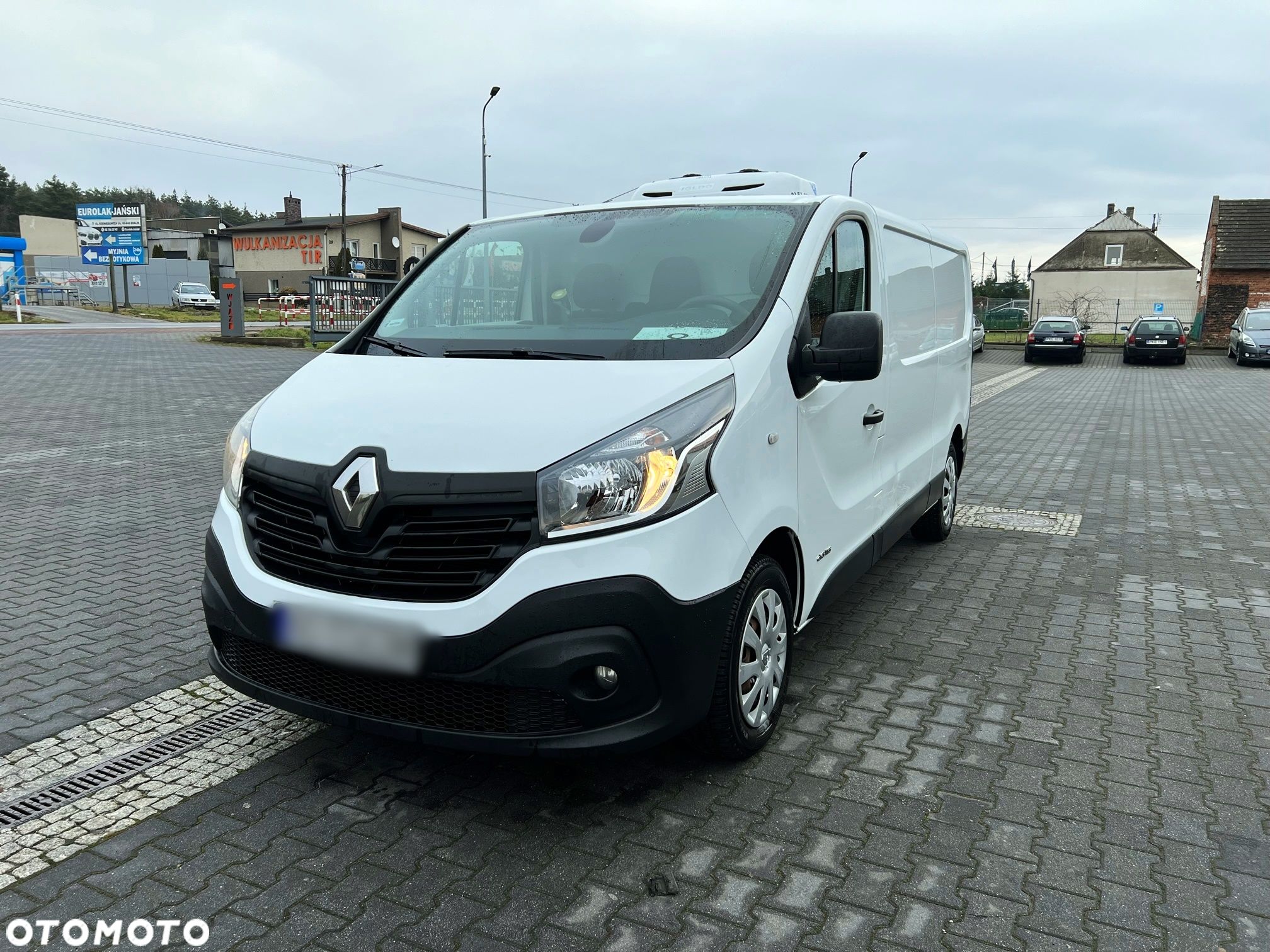 Renault Traffic Blaszak Chłodnia Izoterma, Long, Salon PL - 1