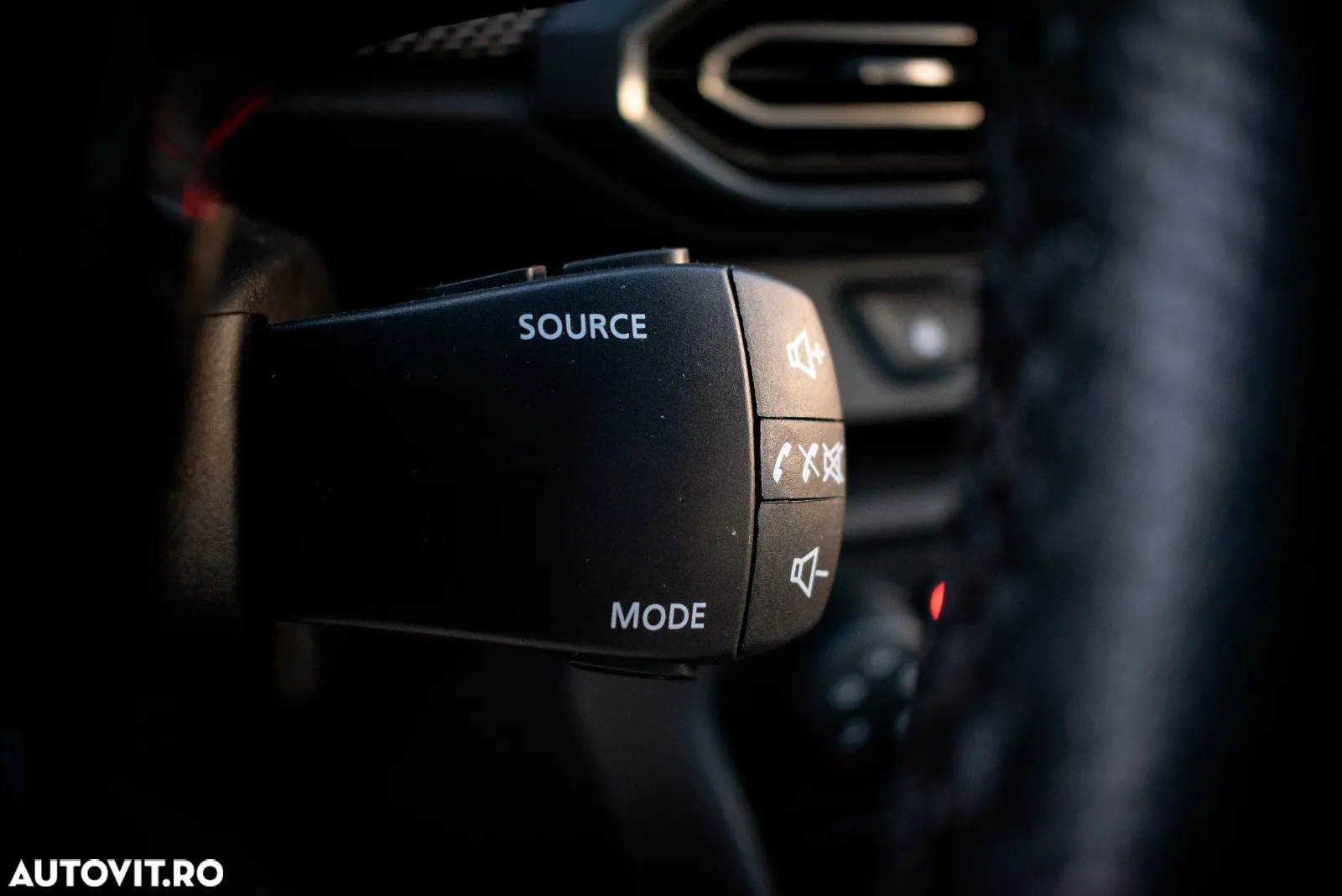 Dacia Logan ECO-G 100 MT6 Comfort - 31