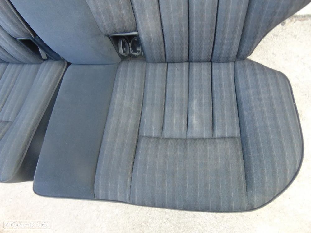 Mercedes W124 bancos - 13