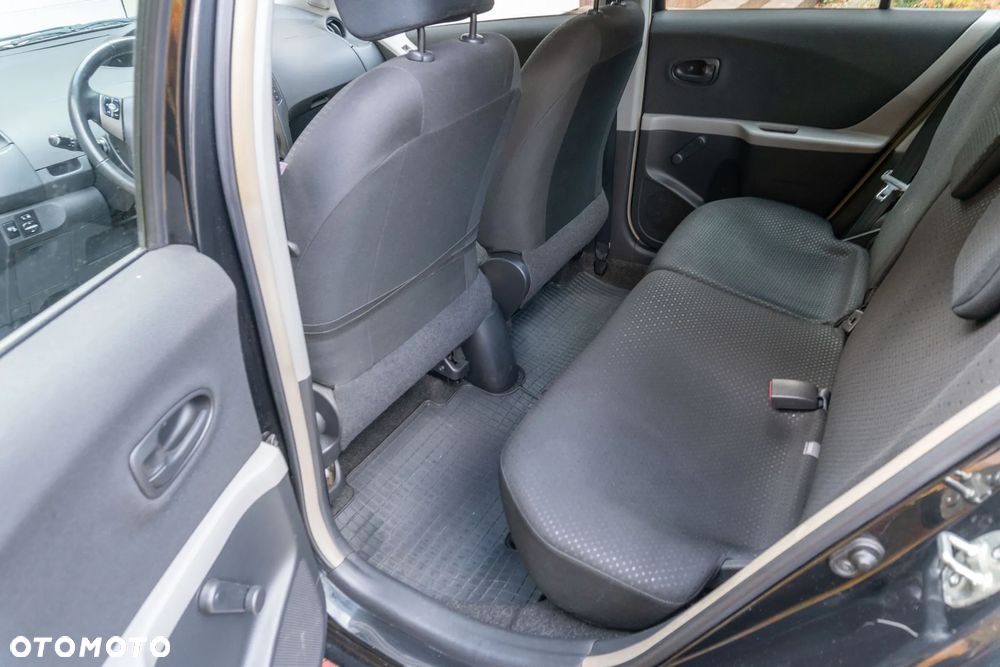 Toyota Yaris 1.33 Luna - 10