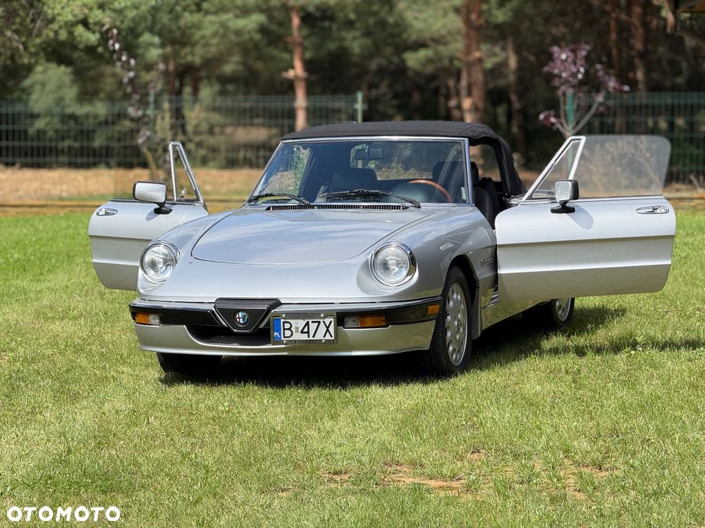 Alfa Romeo Spider - 1