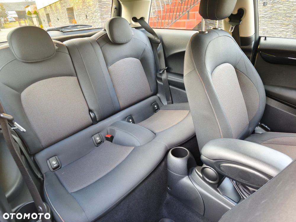 MINI ONE Standard - 7