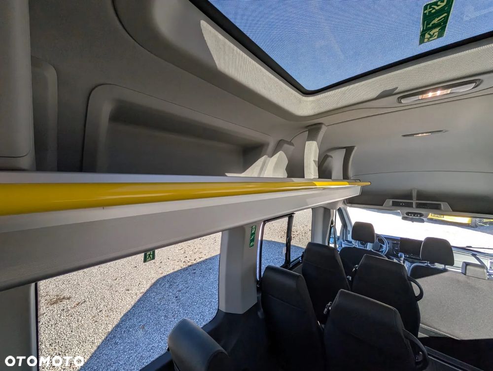 Ford Transit - 25