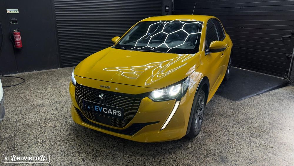 Peugeot e-208 Allure Pack - 9