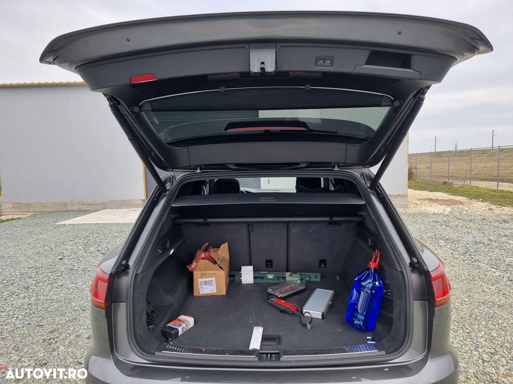 Volkswagen Touareg V6 TDI Elegance - 4