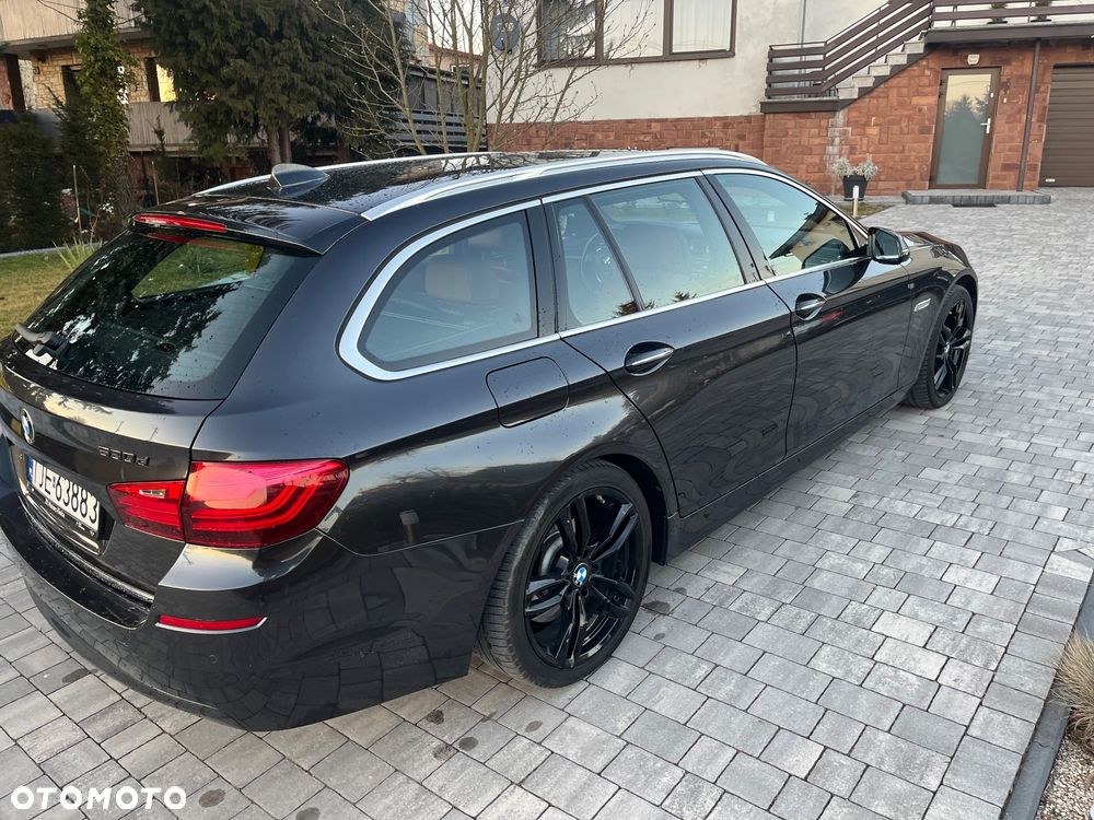 BMW Seria 5 530d xDrive - 17