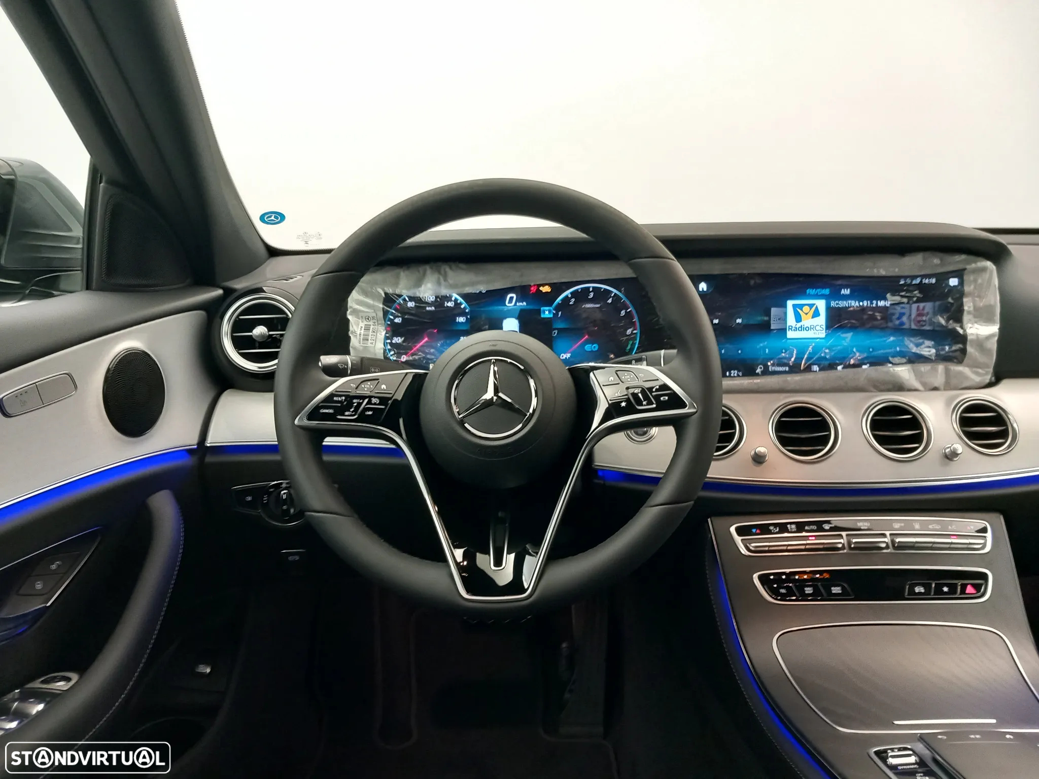 Mercedes-Benz E 300 de Avantgarde - 13