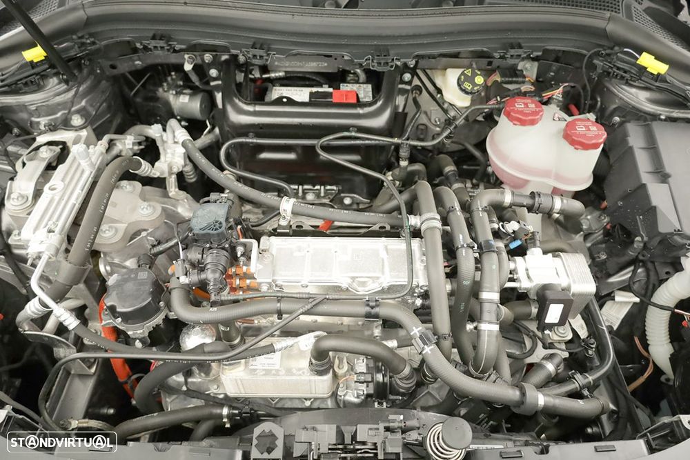 Mercedes-Benz EQA 250+ Progressive - 25